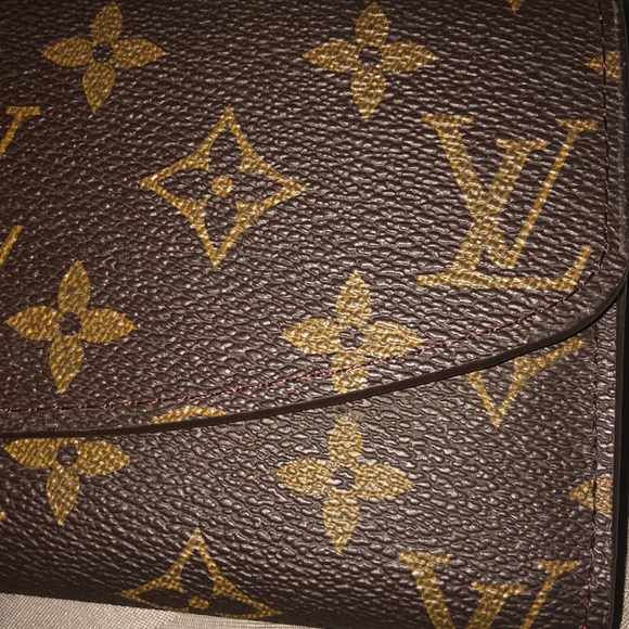 Louis Vuitton Wallet - Picture 6 of 7